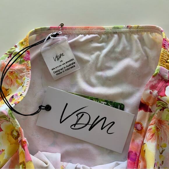 VDM The Label Kylie Pink & Yellow Floral Print Swimsuit Cover Up Skirt XS - Picture 4 of 6